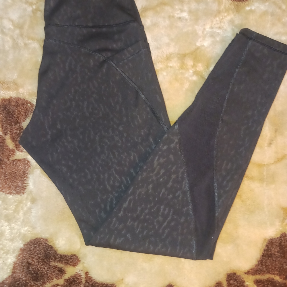 Elevate leggings (go dry)